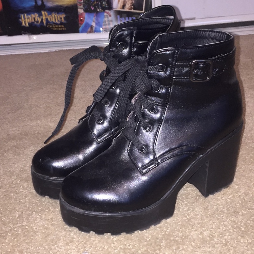 Platform Ankle boots
